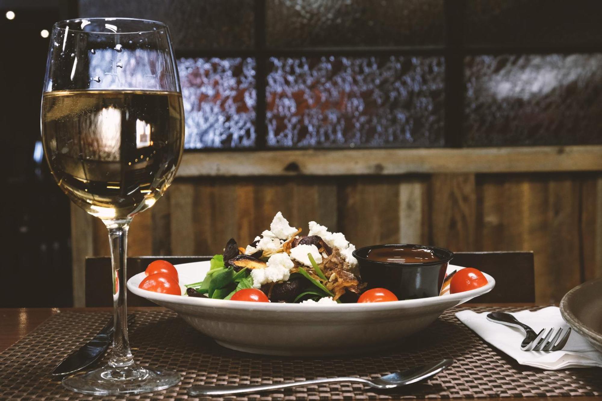 Four Points By Sheraton Edmundston Hotel & Conference Center Bagian luar foto