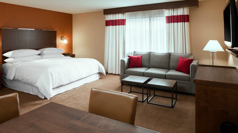 Four Points By Sheraton Edmundston Hotel & Conference Center Bagian luar foto